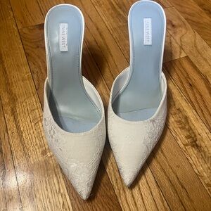 Nine West Cream Lace Mules